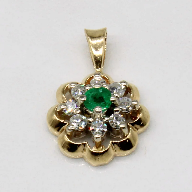 Diamond & Emerald Pendant | 0.16ctw, 0.10ct |