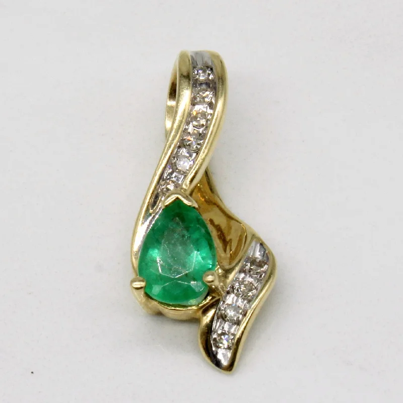 Emerald & Diamond Pendant | 0.50ct, 0.05ctw |