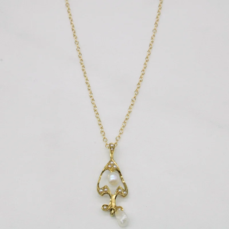 Art Nouveau Gold and Pearl Pendant Necklace | 16" |