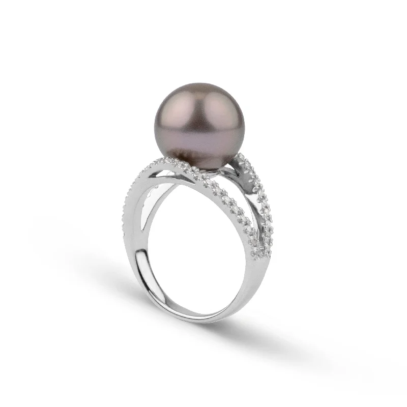 vintage emerald cocktail ring 10.9 mm Tahitian Pearl and Diamond Ring