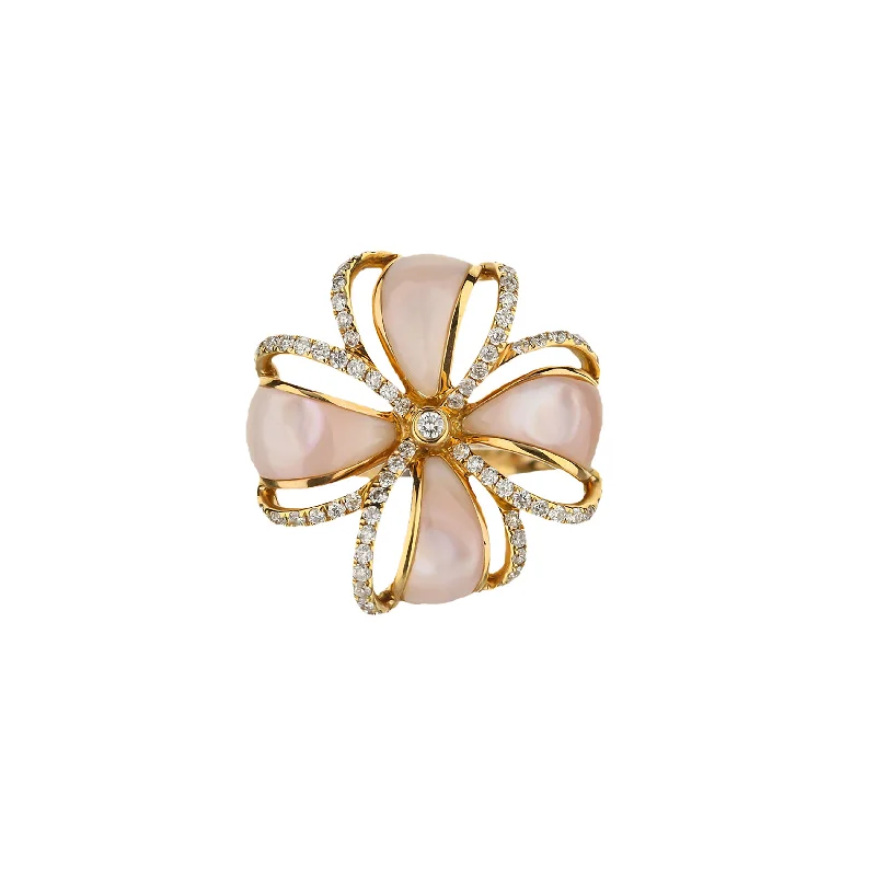 luxury emerald ring platinum 18K Rose Gold Pink Mother Of Pearl And Round Diamond Flower Ring luxury emerald ring platinum 18K Rose Gold Pink Mother Of Pearl And Round Diamond Flower Ring