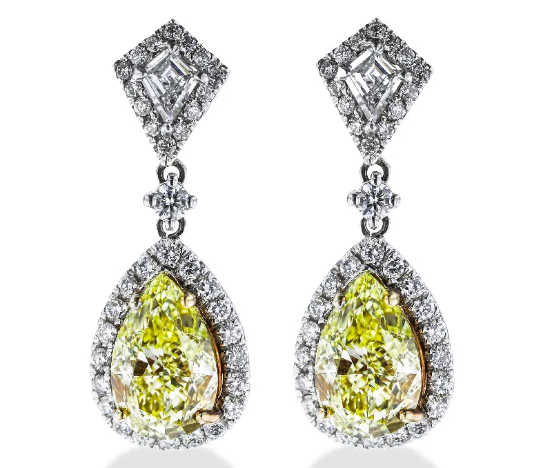 18KT WHITE GOLD 6.27CTW YELLOW DIAMOND & 1.29CTW DIAMOND DANGLE EARRINGS