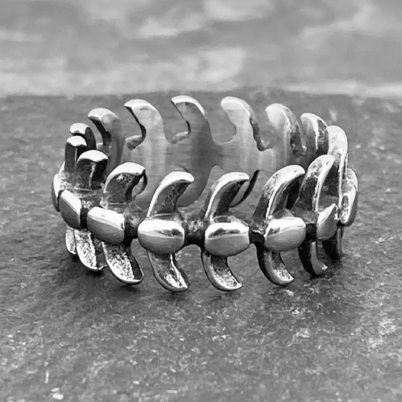 men’s black titanium ring Bonez Ring - R126