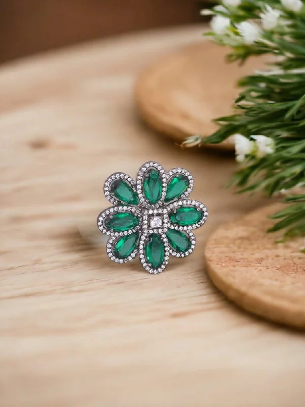 Emerald Athina Zirconia Ring