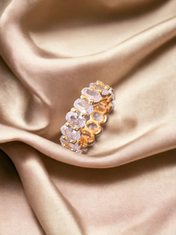 Golden Isvari Zirconia Ring