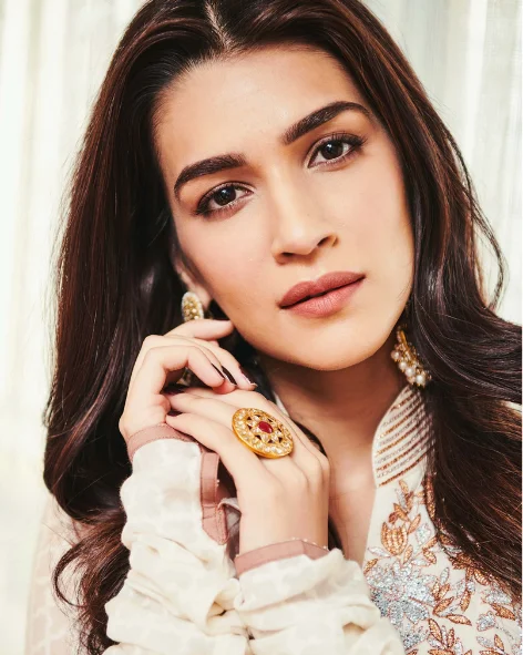 yellow sapphire engagement ring Kriti Sanon - Janet Polki Ring