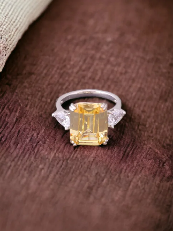 Lemon Kaliope Ring