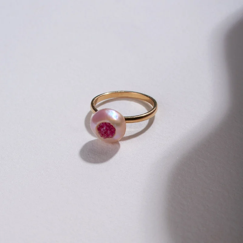simple snake chain necklace Piccolo Finestrino Collection Freshwater Pearl Ring with Ruby simple snake chain necklace Piccolo Finestrino Collection Freshwater Pearl Ring with Ruby