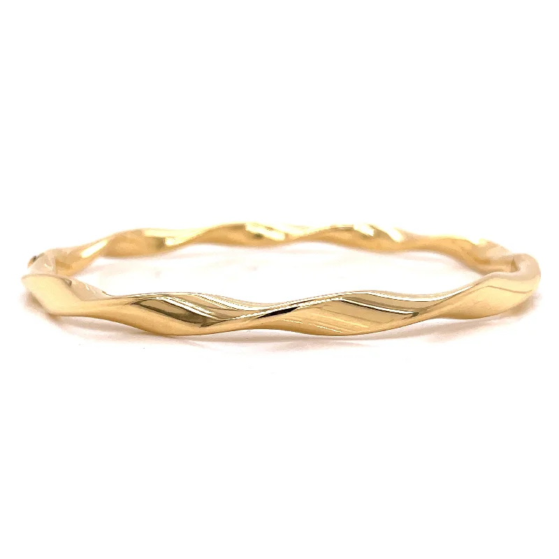 BANGLE BRACELET