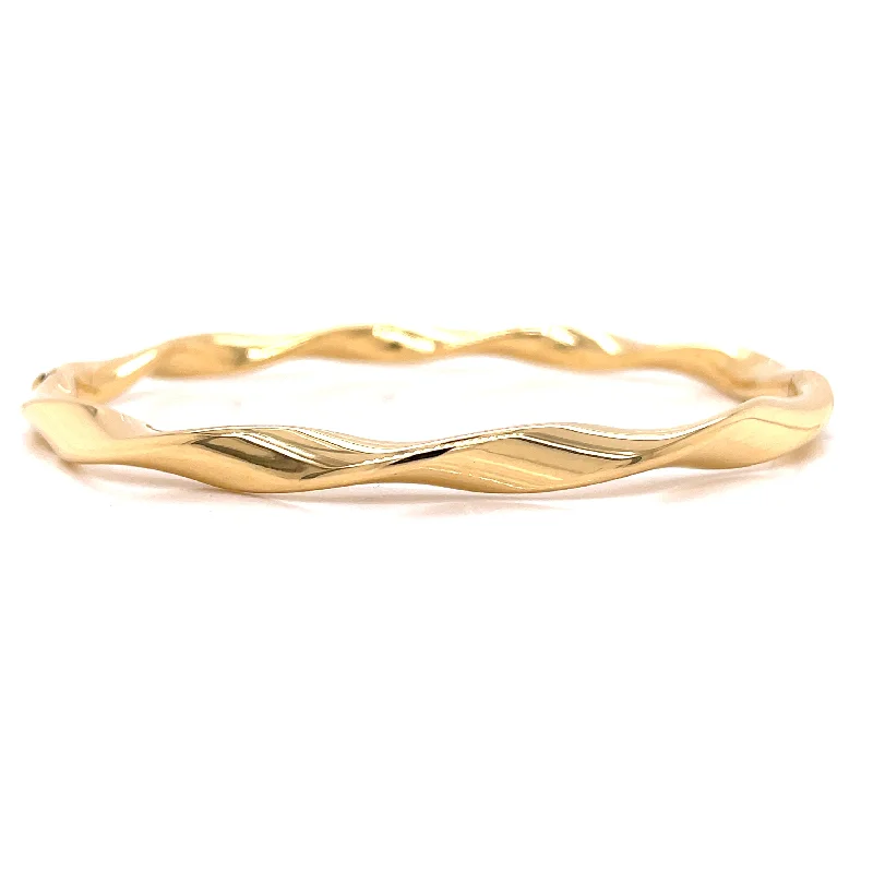 BANGLE BRACELET