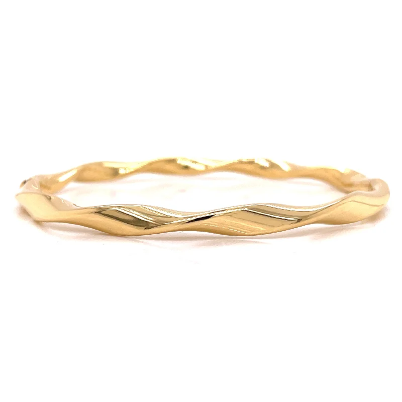 BANGLE BRACELET