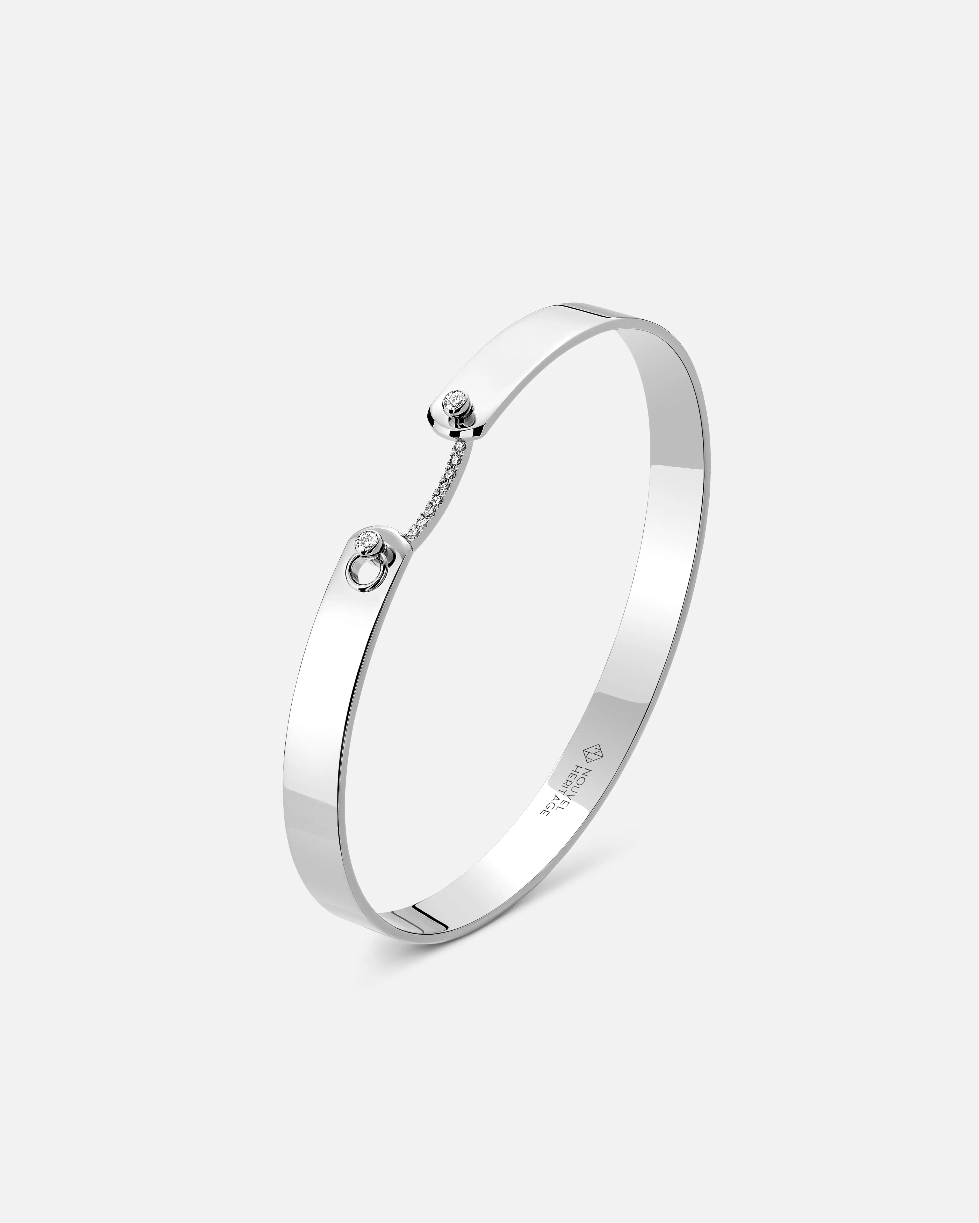 Business Meeting GM Mood Bangle in White Gold