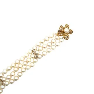 Triple Strand bracelet with flower clasp