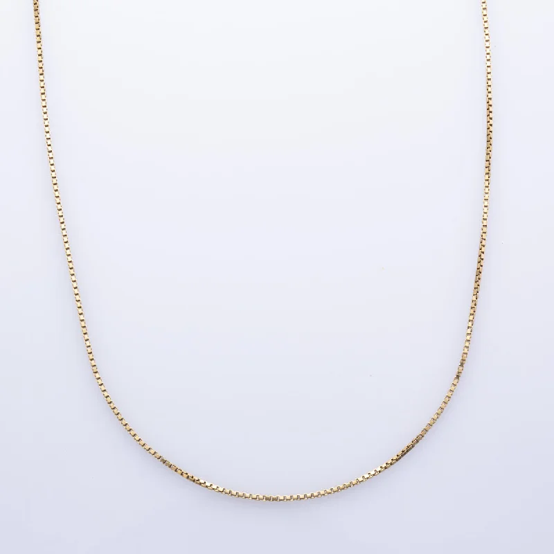 minimalist horseshoe necklace gold 18k Yellow Gold Italian Box Chain | 20" |