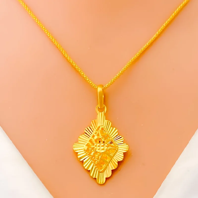 Reflective Alluring 22k Gold Necklace