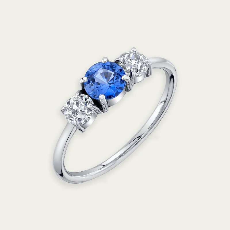 SAPPHIRE AND DIAMOND THREE STONE RING