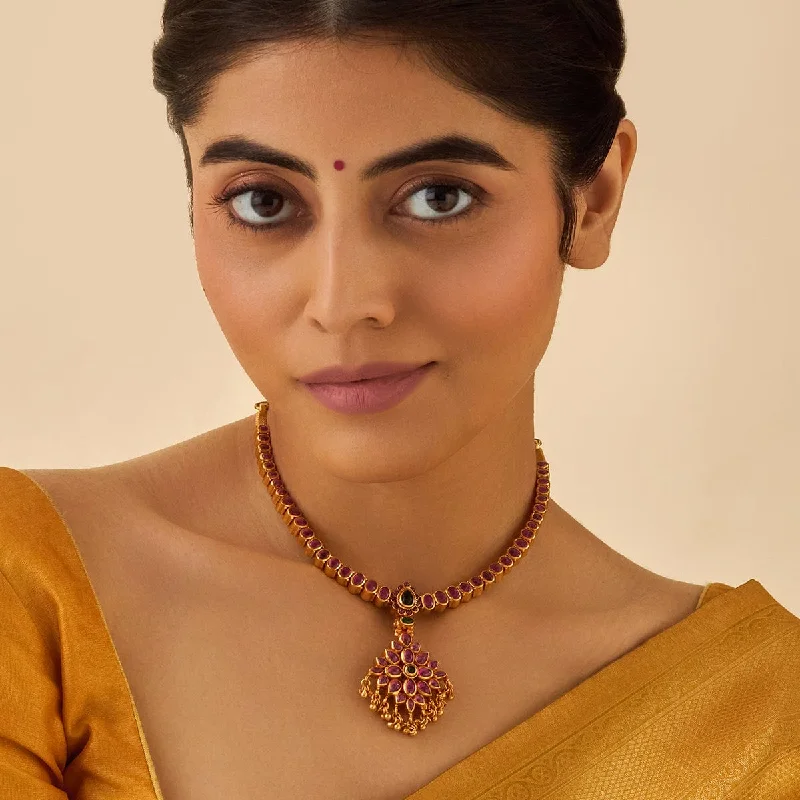 gold heart-shaped pendant necklace Silver Temple Necklace 177344