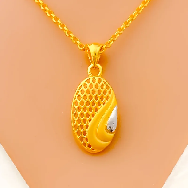 Two-Tone Netted Shimmering 22k Gold Necklace