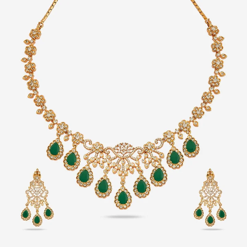 delicate gold band ring Zircon Necklace 169316