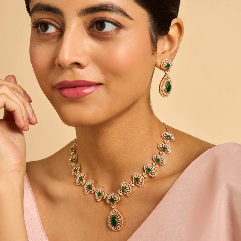gold medallion pendant necklace Zircon Necklace 173974